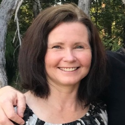 Portrait de Deb Hipperson