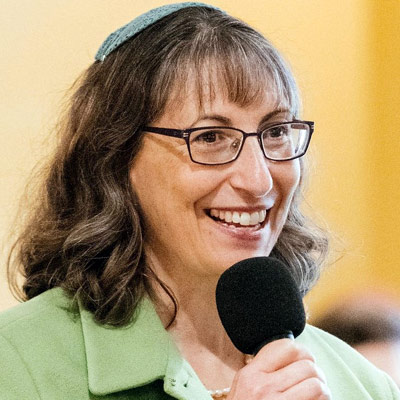 Portrait de Pam Winthrop Lauer
