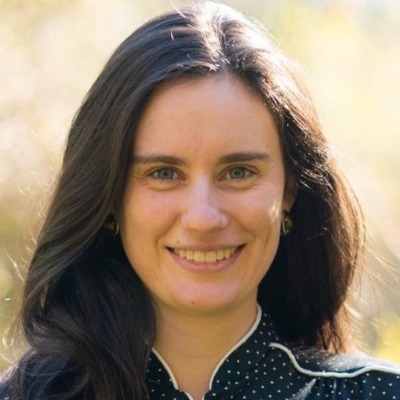 Portrait de Tess Burke